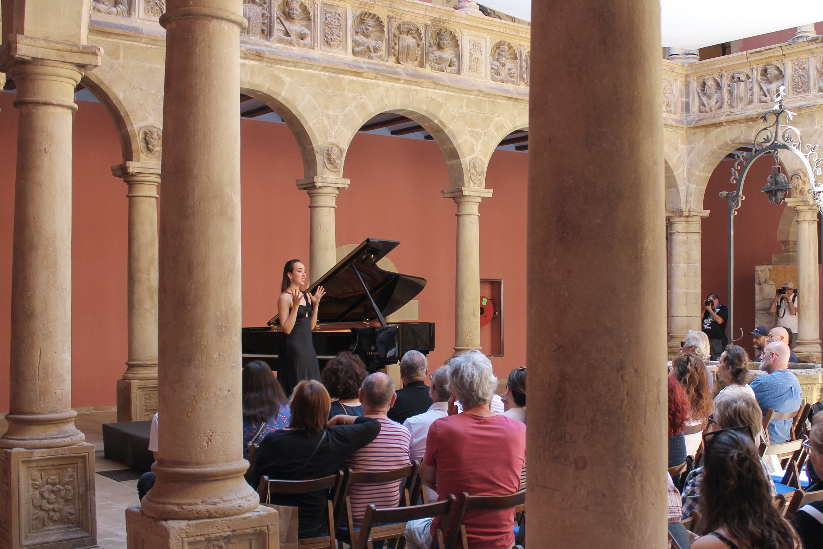Ficcions sonores